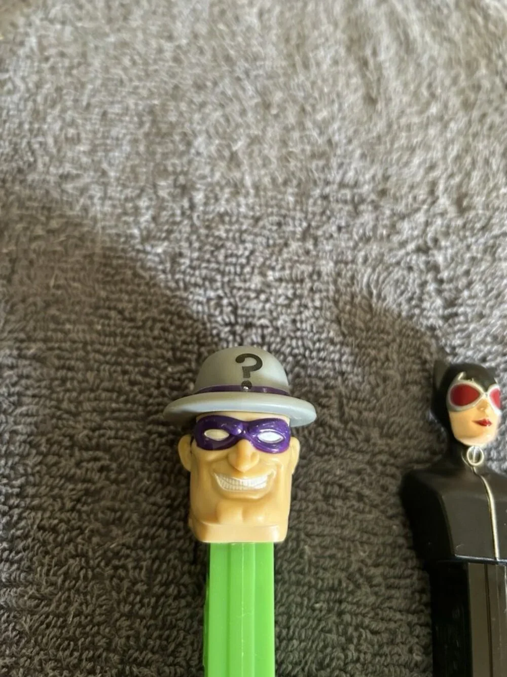 The Riddler PEZ Cat Lady DC Comics - Picture 5 of 8
